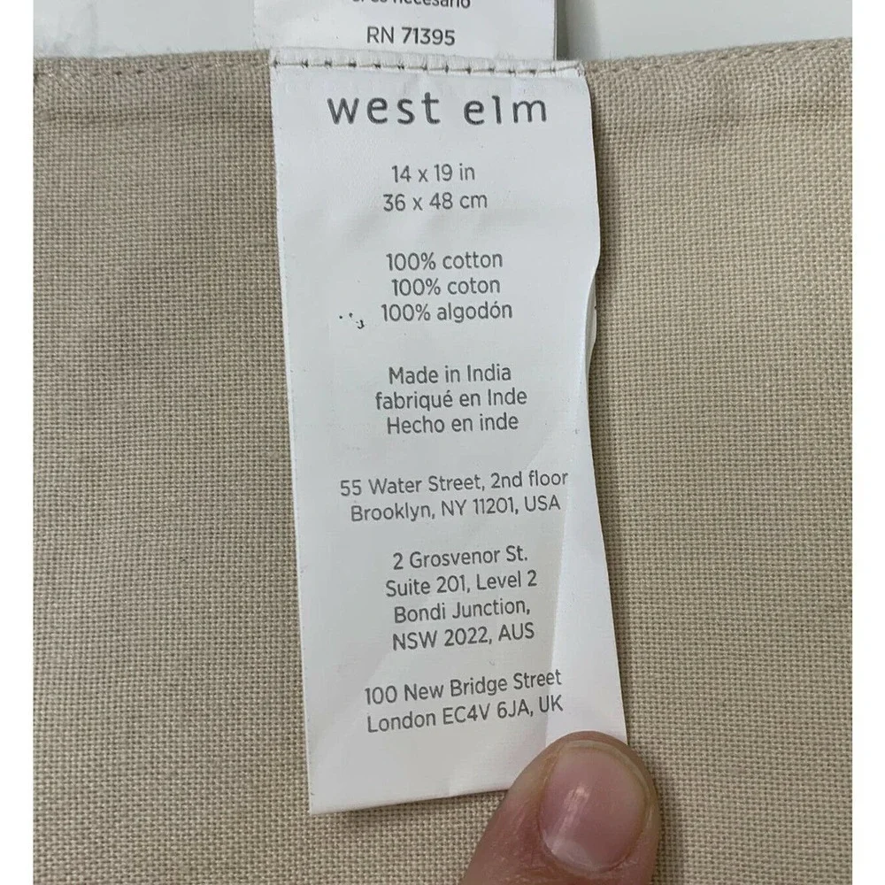 NWT West Elm Frayed Tan M & E Monogrammed Set Of 2 Place Mats 14x19in